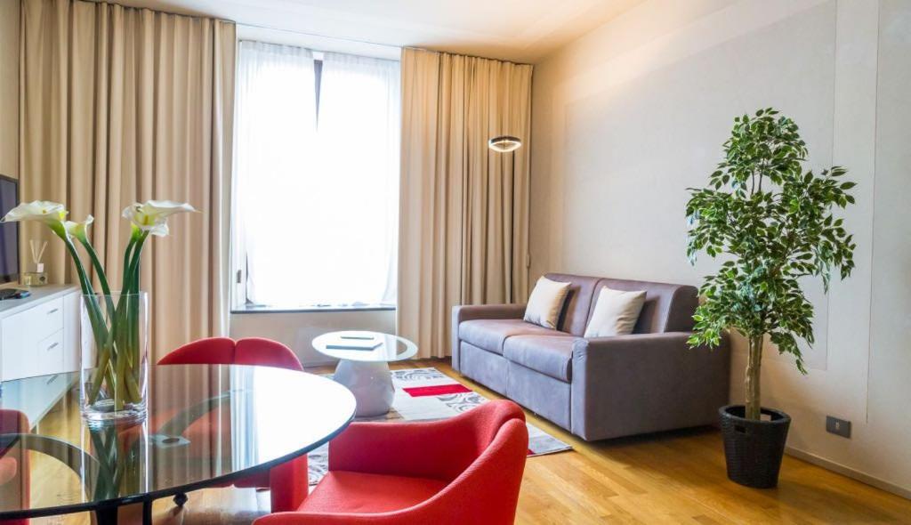 Milan Duomo Suites Exteriör bild