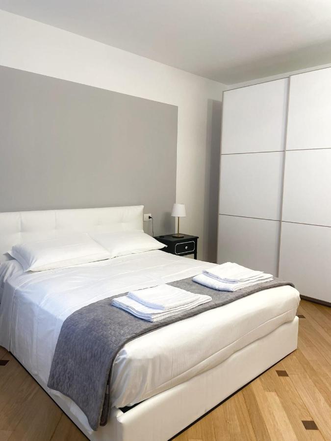 Milan Duomo Suites Exteriör bild